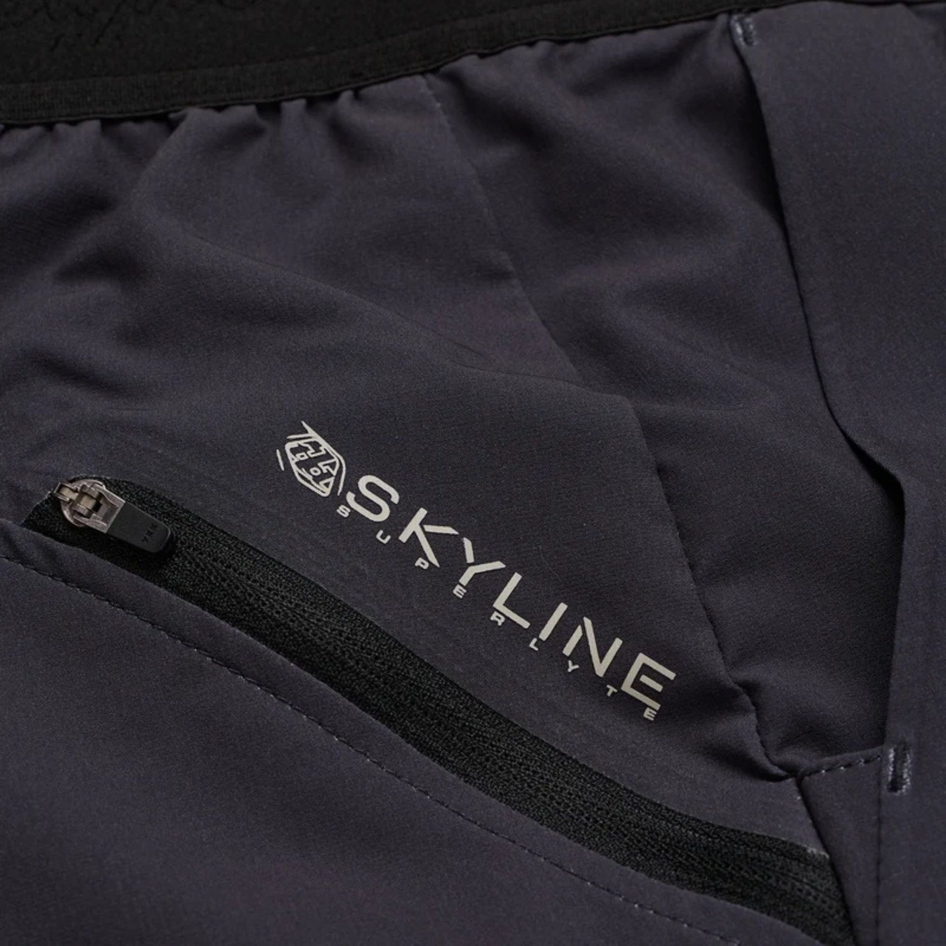 Skyline Superlyte Pant; Mono Carbon